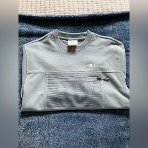 Brand New w Tags Men’s Champion Crewneck